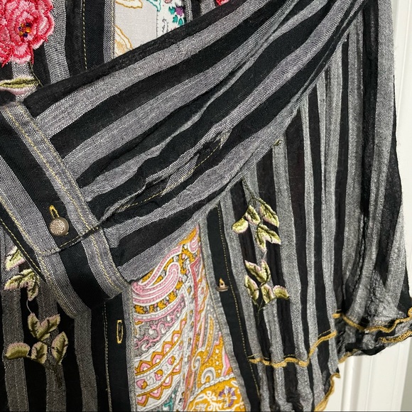 Aratta Silent Journey embroidered stripe blouse - Picture 5 of 10